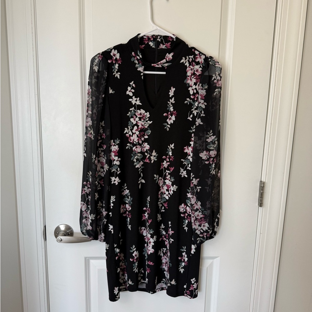 White House Black Market Black Floral Long Sleeve Dress